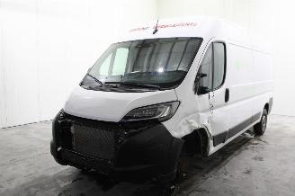 skadebil auto Peugeot Boxer  2024/10