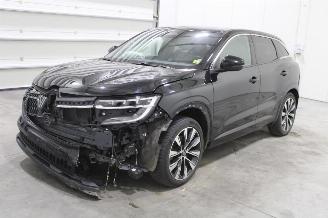 Vaurioauto  passenger cars Renault Austral  2023/5