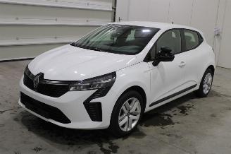 Schadeauto Renault Clio  2025/11