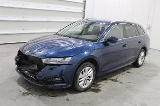 Schadeauto Skoda Octavia  2022/2