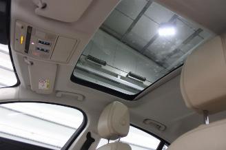 Jaguar XE  picture 12
