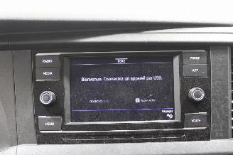 Volkswagen Transporter T6 picture 12