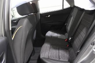 Kia Stonic  picture 11