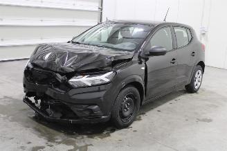 krockskadad bil auto Dacia Sandero  2025/6