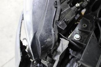 Peugeot 208  picture 18