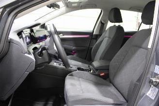 Volkswagen Golf  picture 12
