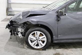 Volkswagen Golf  picture 5