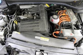 Volkswagen Passat  picture 14