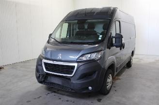 skadebil auto Peugeot Boxer  2022/5