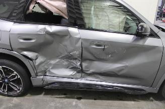BMW iX1  picture 8