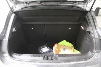 Renault Clio  picture 15