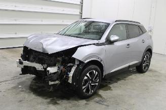 Auto incidentate Peugeot 2008  2021/4
