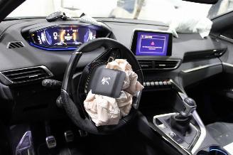 Peugeot 5008  picture 10