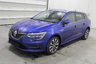 skadebil auto Renault Mégane Megane 2023/3