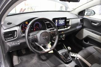 Kia Stonic  picture 10