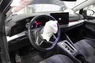 Volkswagen Golf  picture 10