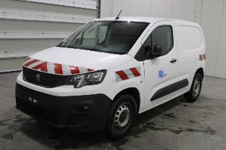 skadebil auto Peugeot Partner  2021/2