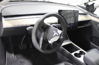 Tesla Model Y  picture 9