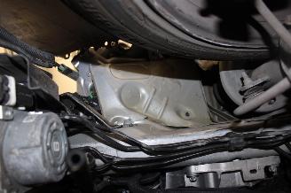 Peugeot 208  picture 17
