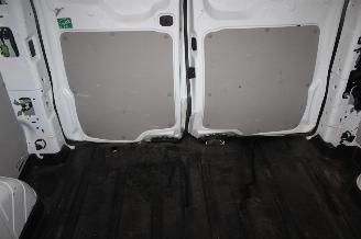 Ford Transit  picture 21