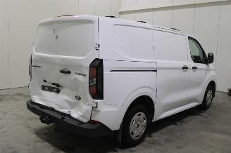 Ford Transit  picture 3