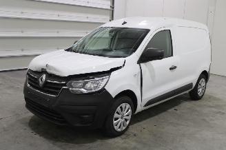 skadebil auto Renault Express  2024/2