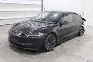 Démontage voiture Tesla Model 3  2024/3