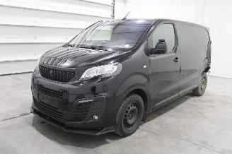 Damaged car Peugeot Expert  2020/11