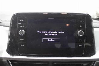 Volkswagen T-Roc  picture 14