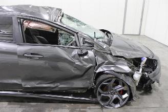 Ford Fiesta  picture 9