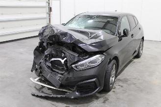 Uttjänta bilar auto BMW 1-serie 116i 2023/4