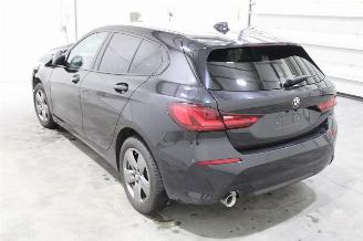 BMW 1-serie 116i picture 5