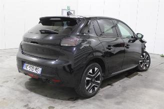 Peugeot 208  picture 3