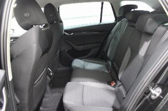 Skoda Octavia  picture 12