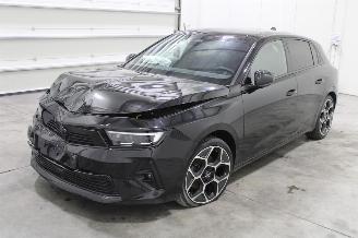 uszkodzony samochody osobowe Opel Astra  2025/3