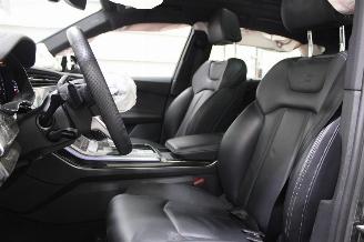 Audi SQ7  picture 11