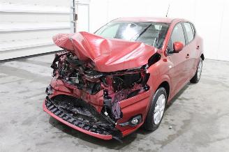 krockskadad bil auto Dacia Sandero  2022/4