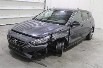 Unfallwagen Hyundai I-30 i30 2022/5