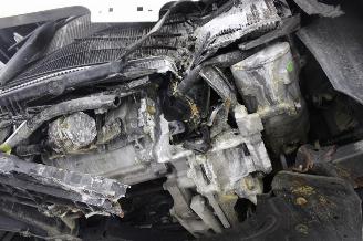 Peugeot 2008  picture 12