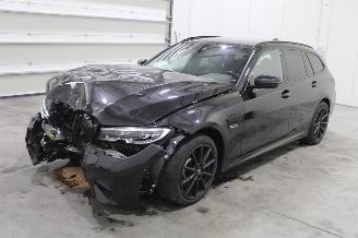 Schadeauto BMW 3-serie 330e 2022/1