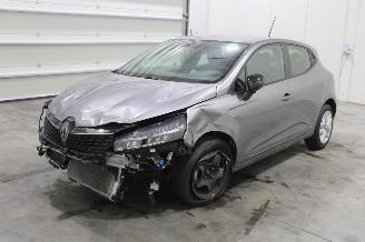 uszkodzony samochody osobowe Renault Clio  2025/6