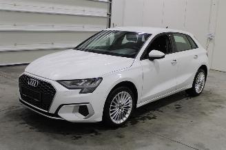 damaged passenger cars Audi A3  2021/5