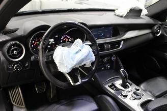 Alfa Romeo Stelvio  picture 10