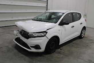 uszkodzony samochody osobowe Dacia Sandero  2021/8