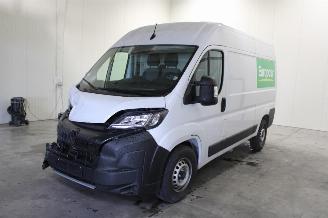 skadebil auto Peugeot Boxer  2025/11