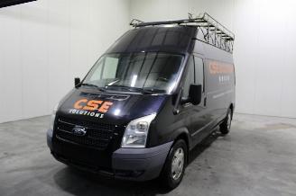 skadebil auto Ford Transit  2013/5