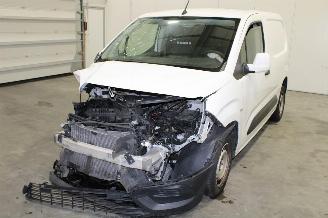 Autoverwertung Opel Combo  2020/10