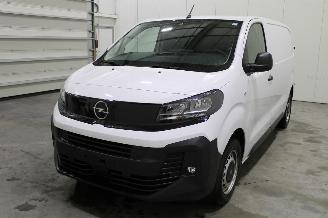 skadebil auto Opel Vivaro  2026/2