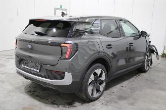 Ford Explorer  picture 3
