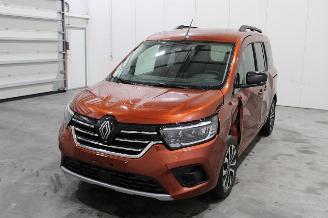 krockskadad bil auto Renault Kangoo  2026/6